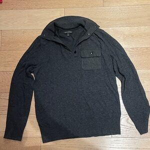 Men’s 100% Italian Wool Banana Republic Charcoal Sweater